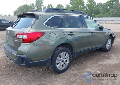 2018 Subaru Outback 2.5I Premium z USA, uszkodzony, nr VIN 4S4BSADCXJ3242089